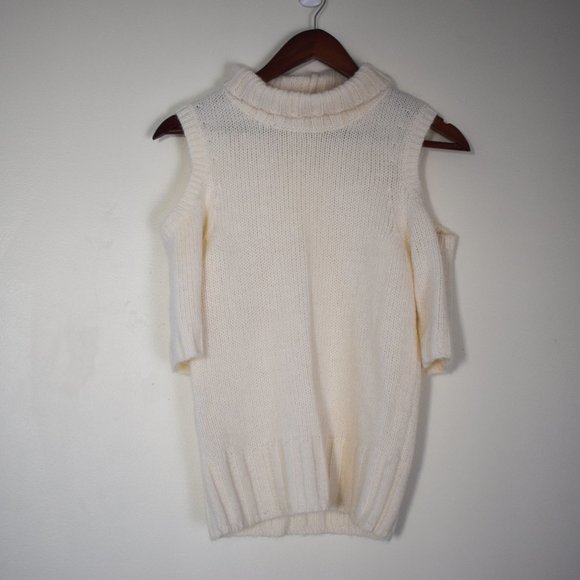 Express cream cold shoulder short sleeved turtleneck sweater knit - Picture 3 of 3